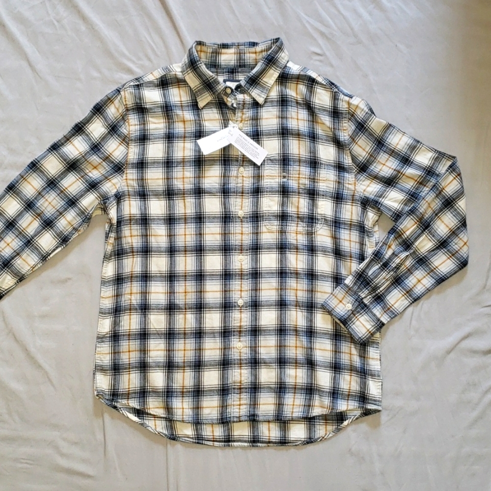 Flannel button up